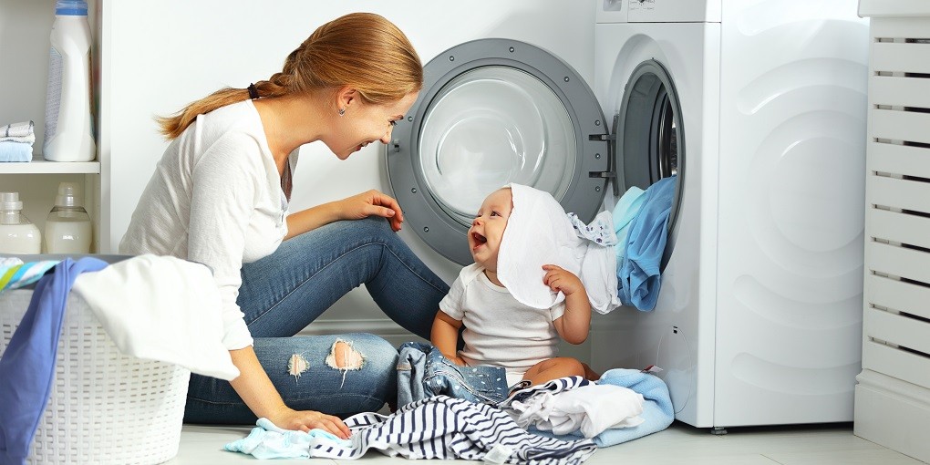 Doing the Laundry with a Washing Machine